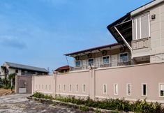 Exterior 4 Hotel O Putri Homestay Syariah Near SPBU 14.282.694 (Air Hitam)