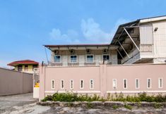 Exterior 2 Hotel O Putri Homestay Syariah Near SPBU 14.282.694 (Air Hitam)