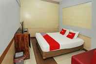 Kamar Tidur OYO 92470 Hotel Sahabat 2