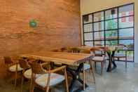 Bar, Cafe and Lounge Smedi Coliving & Coffee 