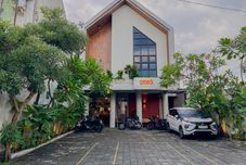 Exterior Smedi Coliving & Coffee