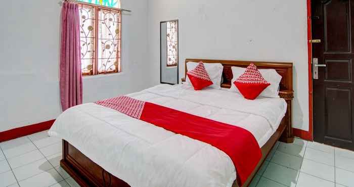 Bedroom OYO 92497 Penginapan Pasir Indah Syariah