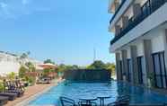 Swimming Pool 3 Grand Wijaya Hotel Pemalang