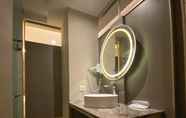 In-room Bathroom 6 Grand Wijaya Hotel Pemalang