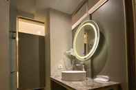 In-room Bathroom Grand Wijaya Hotel Pemalang