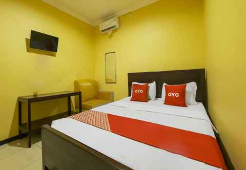 Kamar Tidur OYO 92483 Hotel Kirana