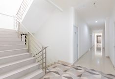 Khác 3 RedDoorz Plus near Living Plaza Jababeka