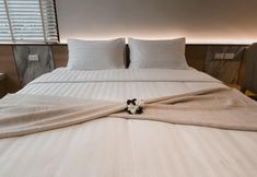 Bedroom 7 Townhouse PK Garden