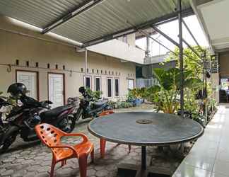 Lobi 2 SPOT ON 92498 Fanni Homestay