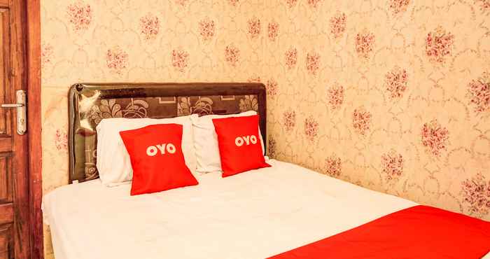 ห้องนอน OYO 92499 Bagas Homestay Wonokitri