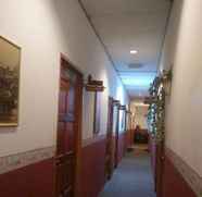 Lobby 5 OYO 90785 Pandan Hotel
