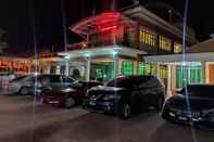 Bangunan OYO 90784 Orkid Inn Kerteh