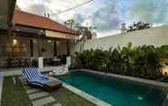 Kolam Renang 6 Villa Sinergi 1