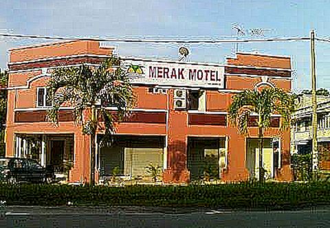 Bangunan OYO 90786 Motel Merak