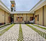 Exterior 4 OYO 92541 Suny Kost Syariah