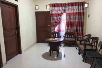 Lobby 4 OYO 92418 Daffalvin Homestay Syariah