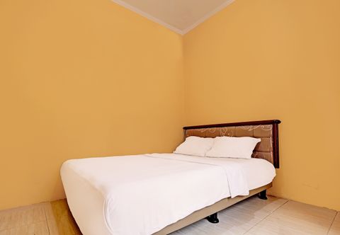 Bedroom SPOT ON 92523 Homestay Pasir Padi Permai Syariah