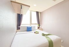 Bedroom 3 Comfort Stay and Spacious 3BR at Gold Coast Apartment By Travelio