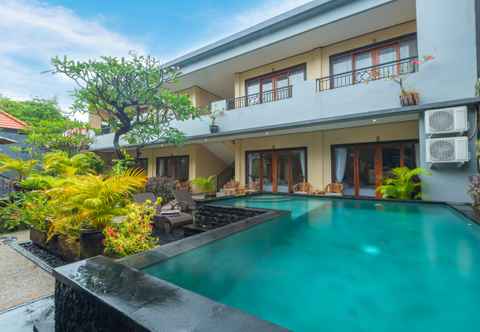 Hồ bơi Liliy Guest House Legian