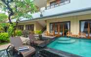 ภายนอกอาคาร 6 Liliy Guest House Legian