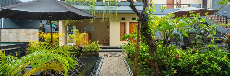 로비 Liliy Guest House Legian