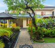 Sảnh chờ 5 Liliy Guest House Legian