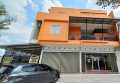 Exterior 2 Hotel O Rosela House Syariah