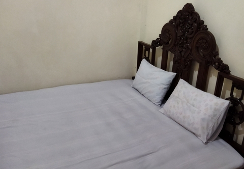 Kamar Tidur SPOT ON 92531 Pacar Guesthouse