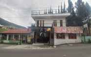 Bangunan 2 OYO 92533 Harjuna Guest House