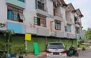 Bên ngoài 4 SPOT ON 92538 Joyoakis Homestay Syariah