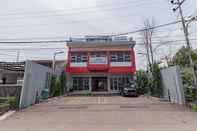 Exterior RedDoorz Syariah near DPRD Kabupaten Subang