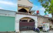 Exterior 2 OYO 92494 Wulan Homestay Syariah Solo