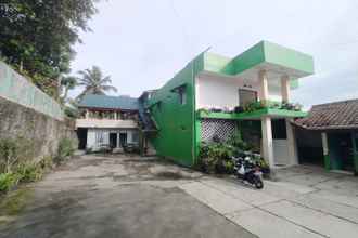 Bangunan 4 SPOT ON 92537 Tetirah Homestay