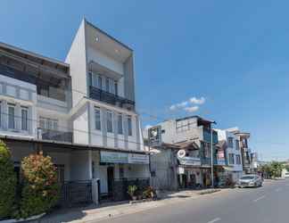 Exterior 2 Wisma Brata 2 Mitra RedDoorz