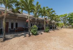 Exterior 2 RedDoorz near Pantai Ujung Genteng