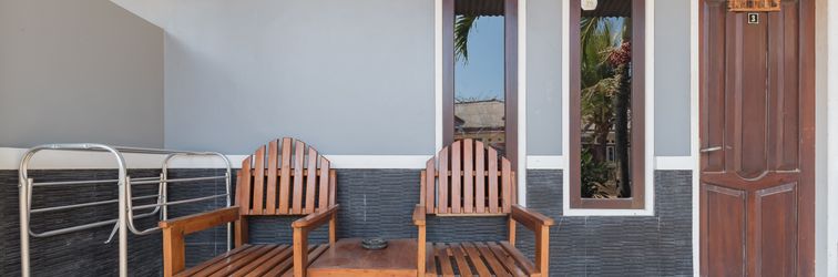 Lobby RedDoorz near Pantai Ujung Genteng