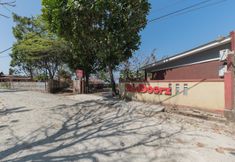 Exterior 3 RedDoorz near Pantai Ujung Genteng