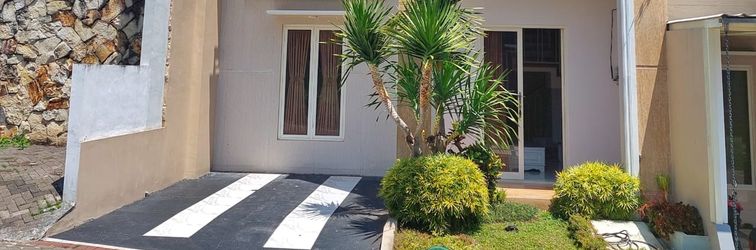 로비 Villa L.A - three bedroom