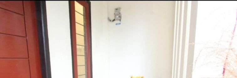 Lobi OYO 92562 Dewata Homestay