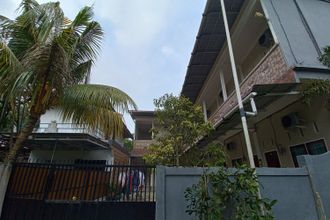 Bangunan 4 OYO 92562 Dewata Homestay