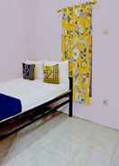 BEDROOM SPOT ON 92564 Kemangi Asri Kost