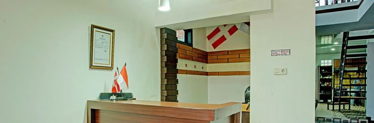 Lobi OYO 92571 Zulyan Homestay Syariah