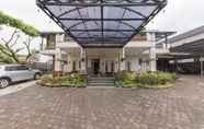 Bangunan 6 Urbanview Hotel Anggrek Puncak by RedDoorz