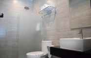 Toilet Kamar 4 Swiss-Belexpress Rest Area KM. 19 Cikampek