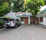 Exterior 5 House of M Bogor Mitra RedDoorz