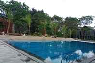 Swimming Pool Ramada by Wyndham Yogyakarta