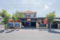 Exterior RedDoorz Syariah near Alun-Alun Bojonegoro