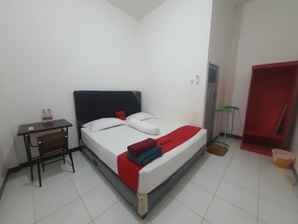 RedDoorz @ Permana Homestay near Supadio Airport Pontianak, Rp 275.500