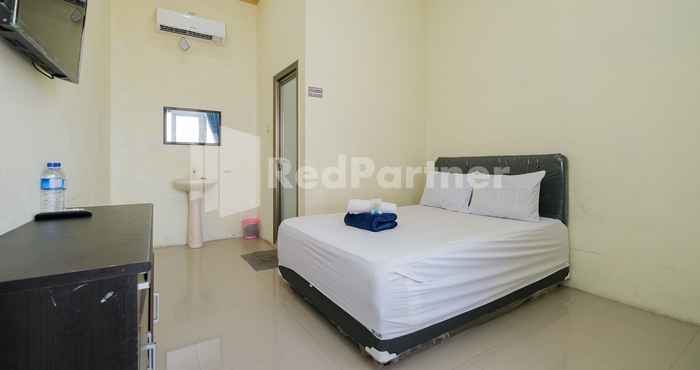 Others Grand Kencana Guesthouse Syariah near Wisata Bahari Lamongan Mitra RedDoorz