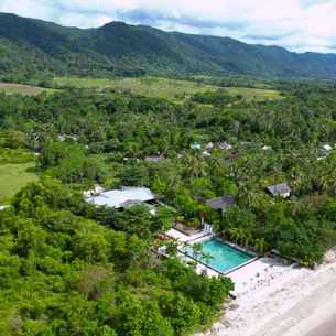 8988 Beach Resort, Rp 872.509